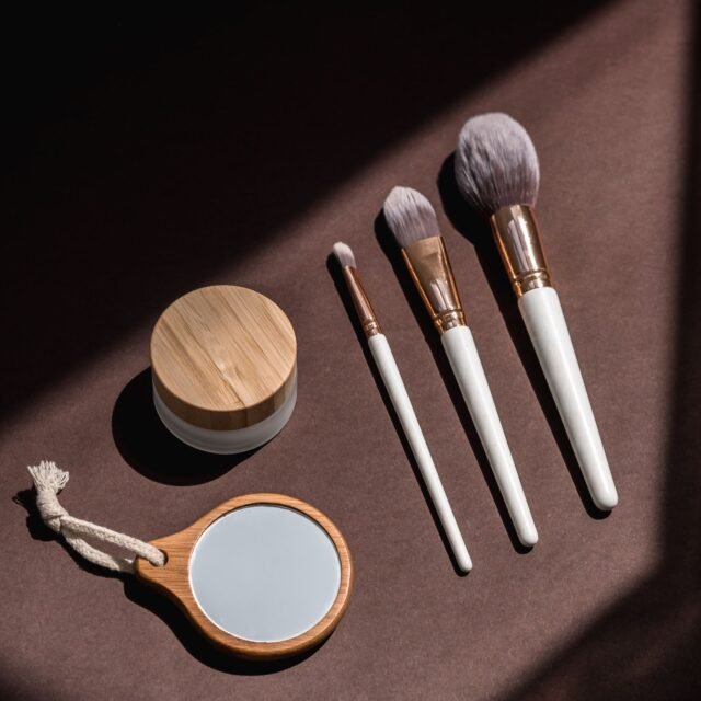 Couleur Caramel : les recharges du catalogue, et ce que les mentions bio engagent vraiment